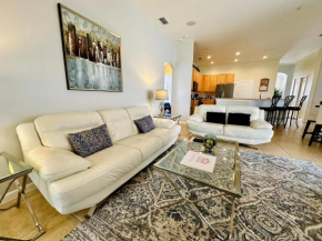 Beautiful 5 Bed Family Pool Home with Game Room-618NHD
